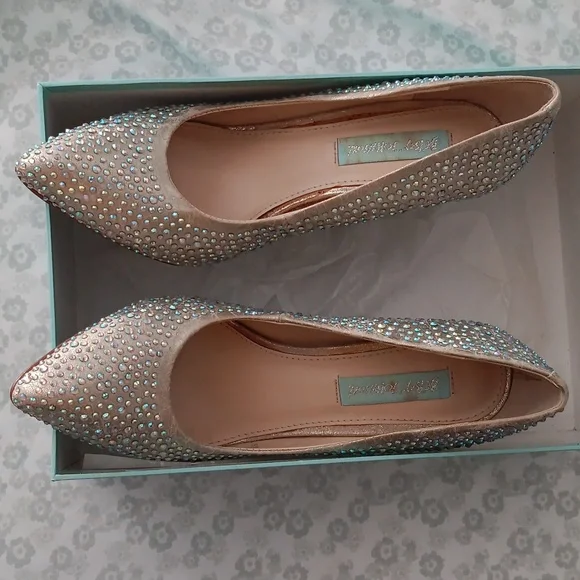 Blue by Betsy Johnson - Picture 4 of 9